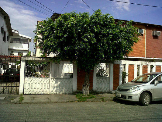 Casas en Venta Centenario Sur Barrio Centenario - Guayaquil