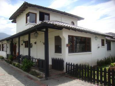 Casas en Venta Sector Restaurante Establo de Alejo Cumbay - Quito