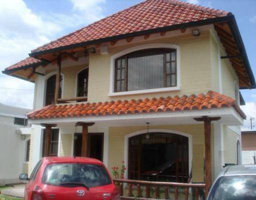 Casas en Alquiler Primavera 2 Cumbay - Quito