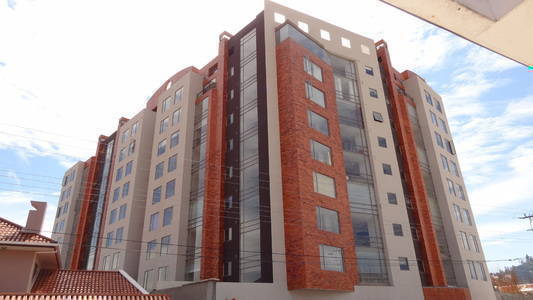 Departamentos en Venta  Yanuncay - Cuenca